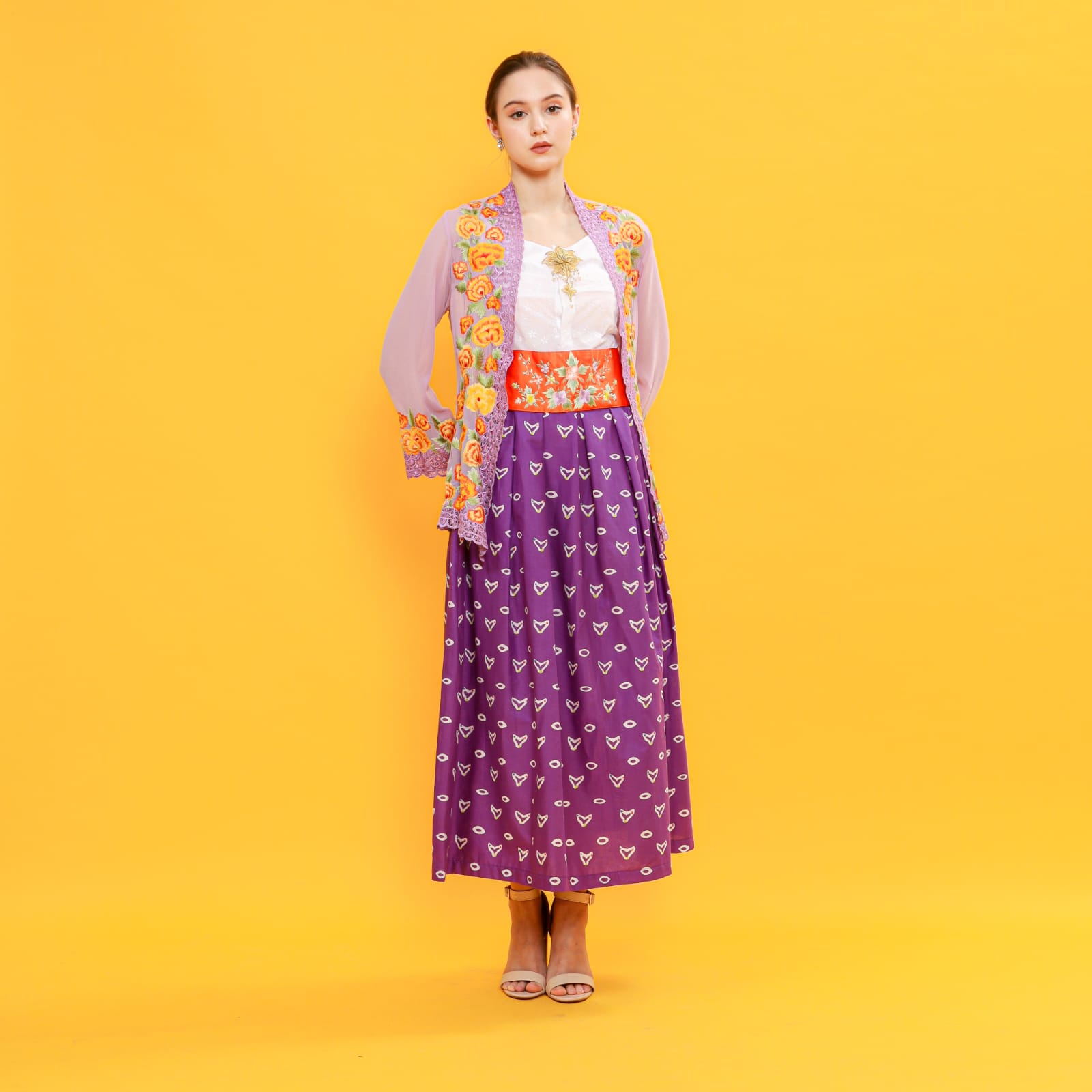 kebaya kembang rose
